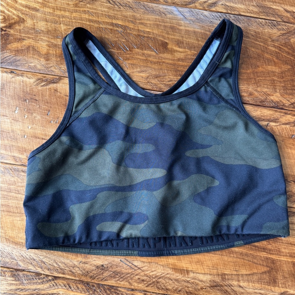 Victoria Secret VS Camo Sports Bra EUC Size L